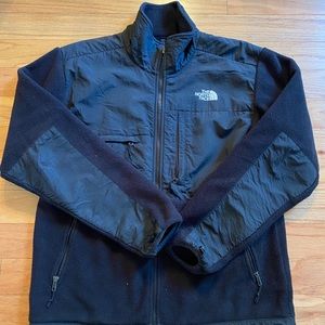 The North Face Denali Jacket Black Size M.